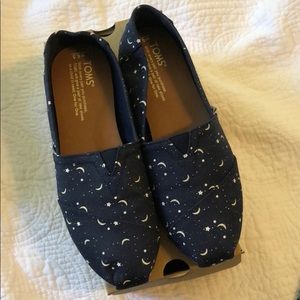 Toms 6.5 Navy Glow In the Dark Stars